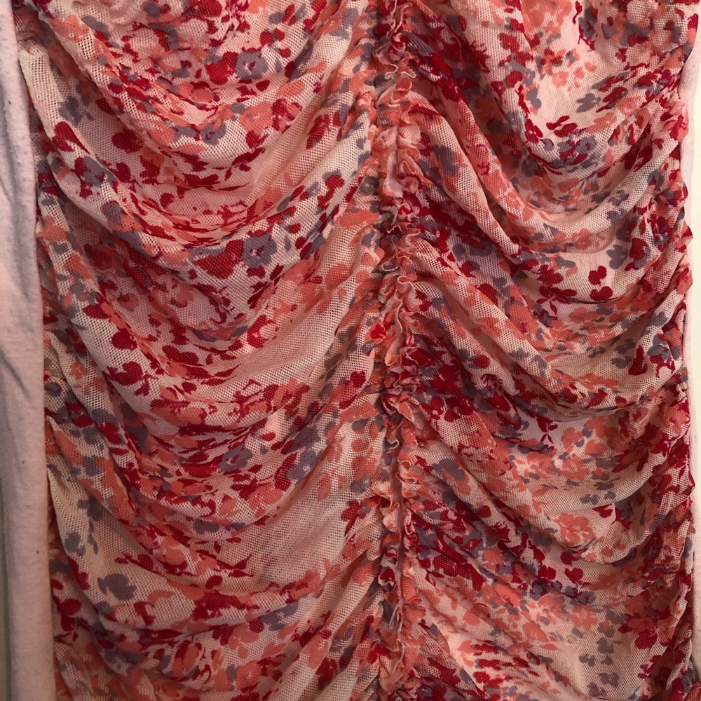 EUC Express Rouched Tank - Picture 3 of 4